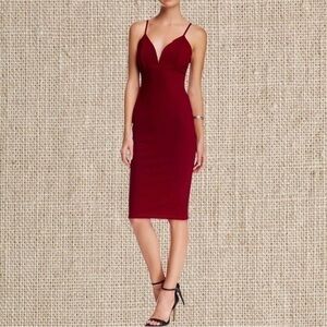 Body con midi low cut dress